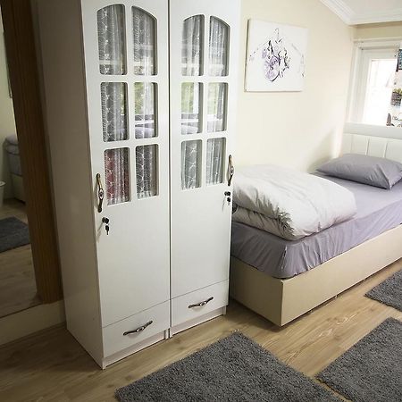 ホテルIstanbul Erasmus House エクステリア 写真